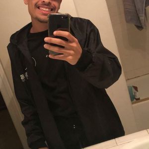 Meet your Posher, Jonathan